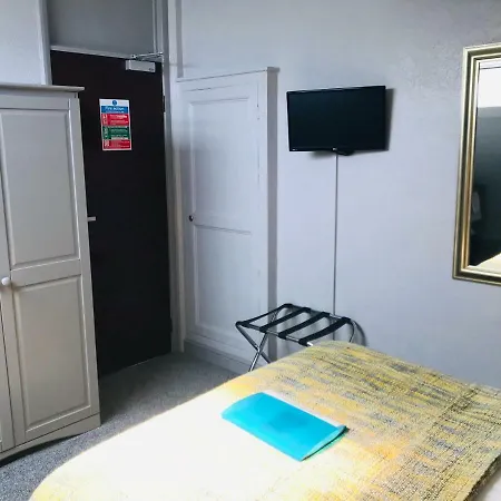 Cornerways كارلايل