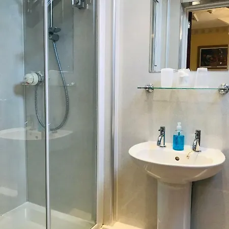 Pensionat Cornerways 4*